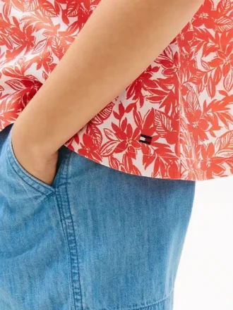 Blusa infantil con estampado tropical y mangas abullonadas