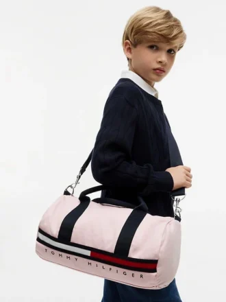 Bolsa de viaje con logotipo y rayas de bandera para niños