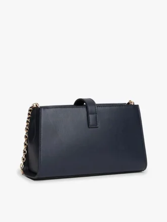 Bolso cruzado con cadena y monograma pulido