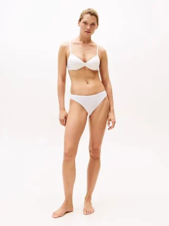 Braguitas tipo bikini con logo repetido