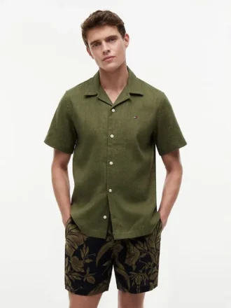 Camisa camp de corte regular en mezcla de lino