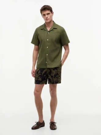 Camisa camp de corte regular en mezcla de lino