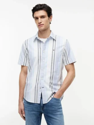 Camisa Oxford a rayas de corte regular Camisa Oxford a rayas de corte regular