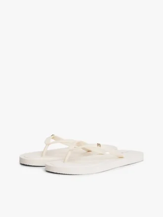 Chanclas con detalles de monograma