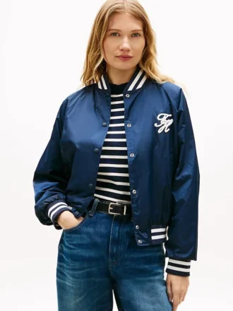 Chaqueta bomber universitaria repelente al agua