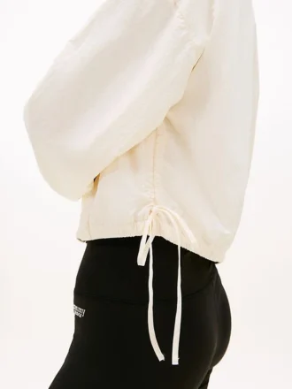 Chaqueta con cremallera repelente al agua de Tommy Jeans