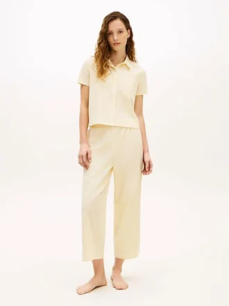 Conjunto de pijama de camisa corta y pantalones