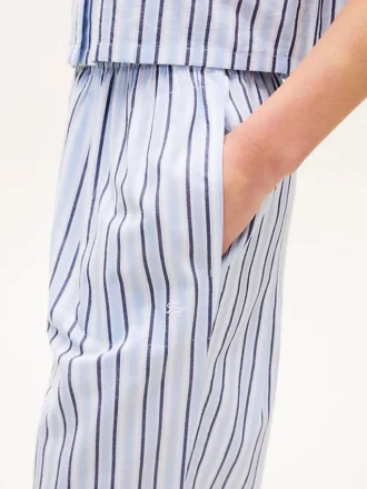 Conjunto de pijama de camisa corta y pantalones