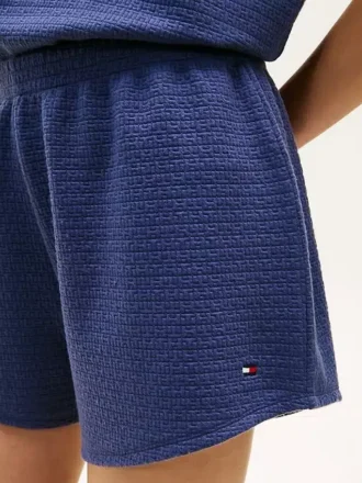 Conjunto de pijama de camiseta Henley y pantalones cortos