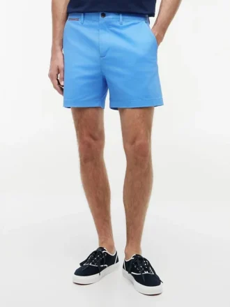 Corte regular. Pantalones cortos Tommy con cintura cómoda de 5″.