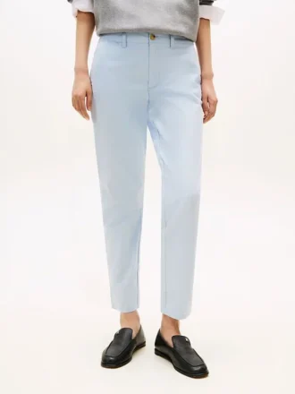 Pantalón chino de corte ajustado