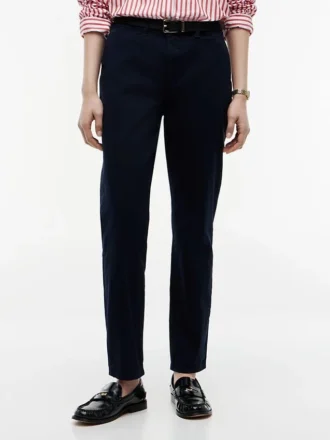 Pantalón chino de corte ajustado