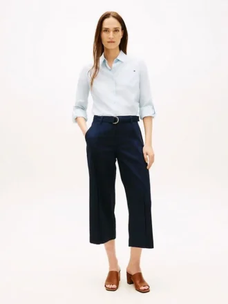 Pantalón chino de pierna ancha con cinturón