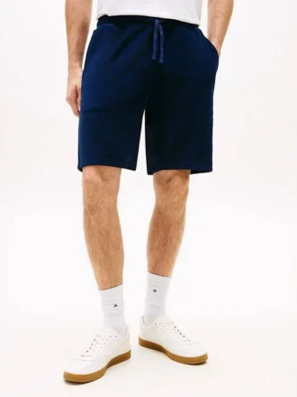 Pantalón corto de felpa