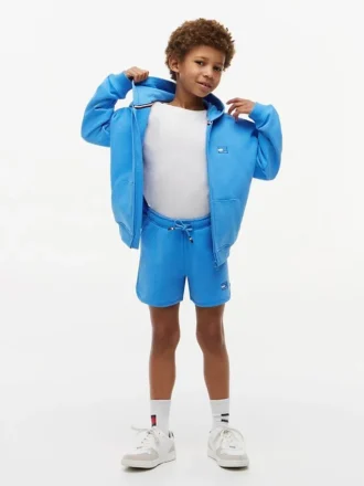 Pantalón corto de sudadera con logo de bandera en tonos similares para niños