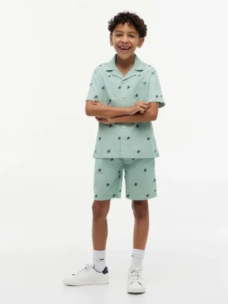 Pantalones cortos a rayas con logotipo monograma para niños