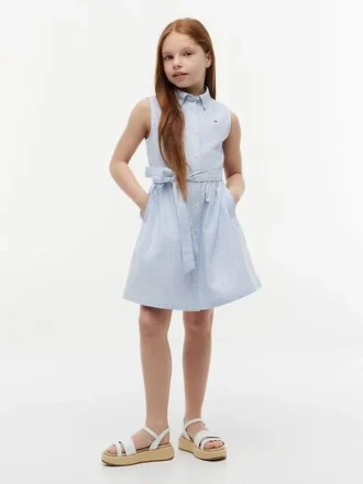 Vestido camisero sin mangas con cinturón para niña