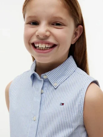 Vestido camisero sin mangas con cinturón para niña