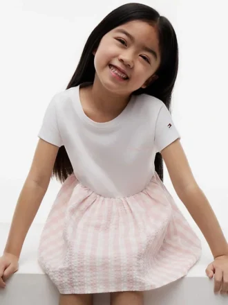 Vestido combinado de seersucker a cuadros vichy para niña